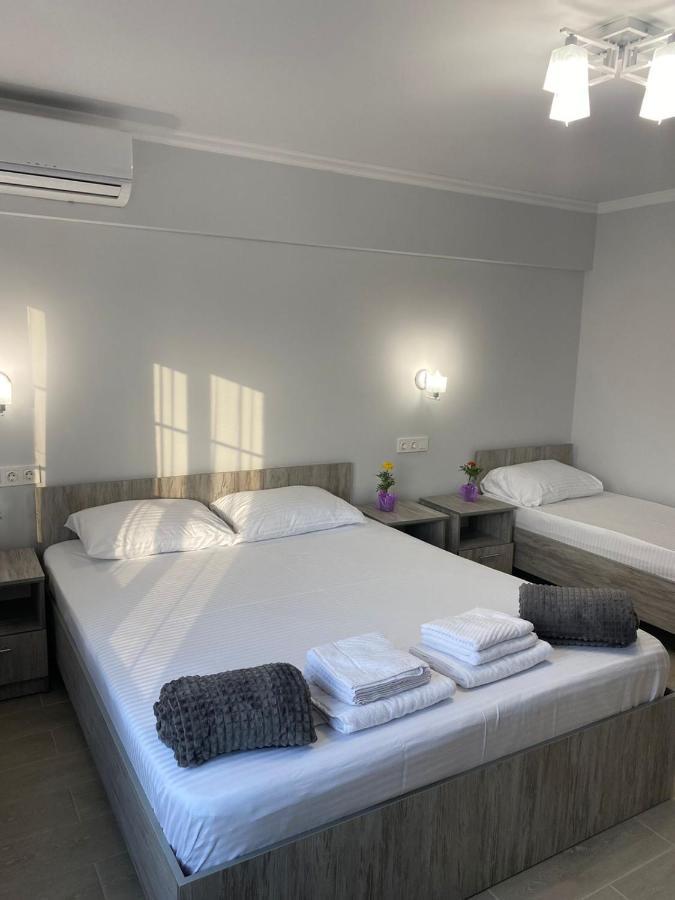 Гостевой Дом Атакар Hotel Gagra Esterno foto
