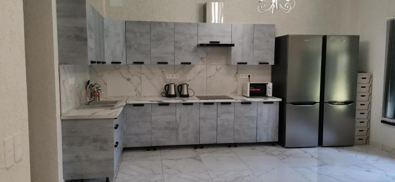 Гостевой Дом Атакар Hotel Gagra Esterno foto