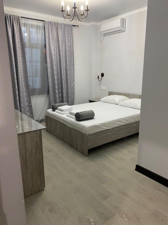 Гостевой Дом Атакар Hotel Gagra Esterno foto